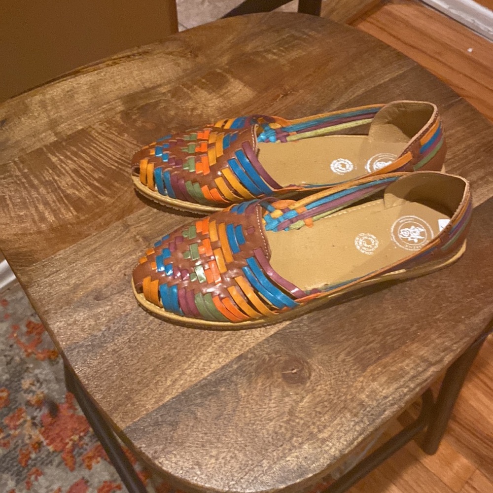 Women’s leather huaraches multicolored new made in Mexico fits an 8 - Picture 5 of 8